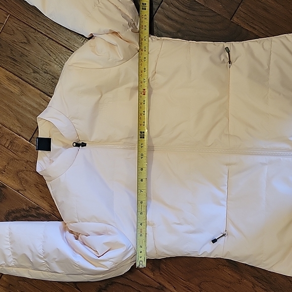 North Face Jacket - Picture 15 of 15